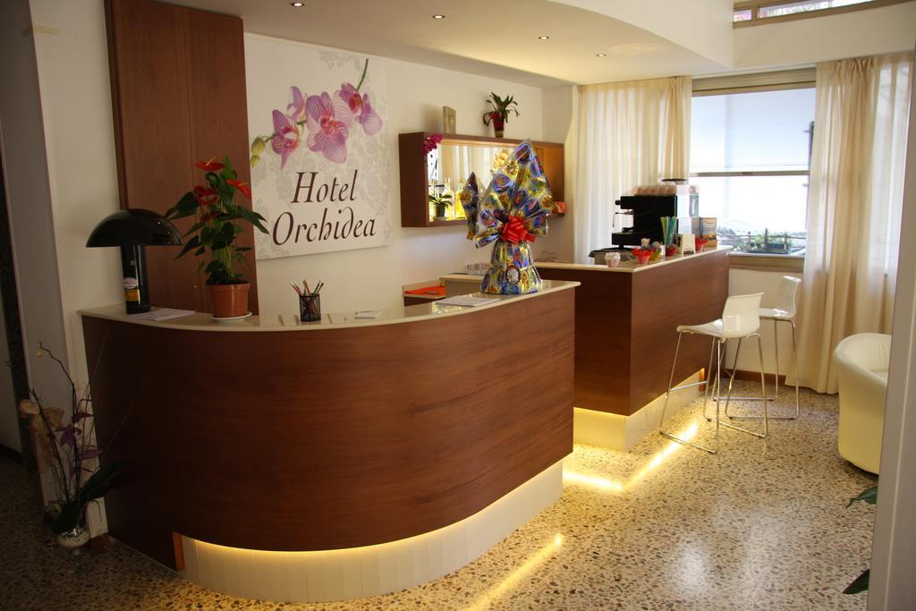 Hotel Orchidea Ρίμινι Εξωτερικό φωτογραφία